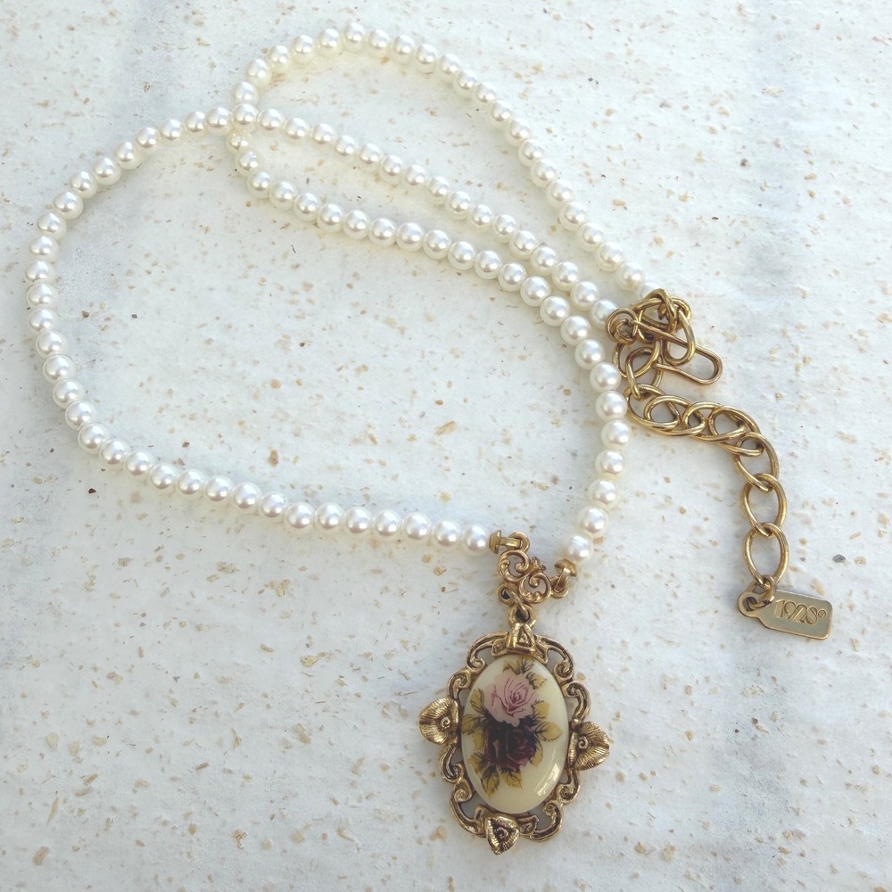 1928 Jewelry Faux Pearl Rose Cameo Pendant Necklace Gold Tone Victorian Style